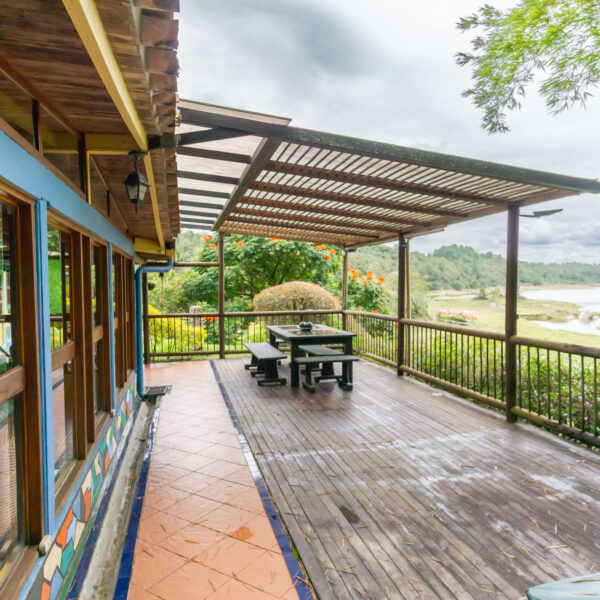 MPR - FINCA GUATAPÉ 330m2