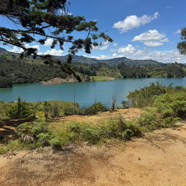 MPR - GUATAPÉ 5.130m2